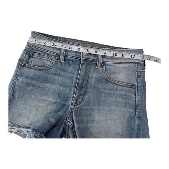 American Eagle Womens SZ 2 High Rise Distressed Denim Shortie Frayed Hemmed - Picture 7 of 12
